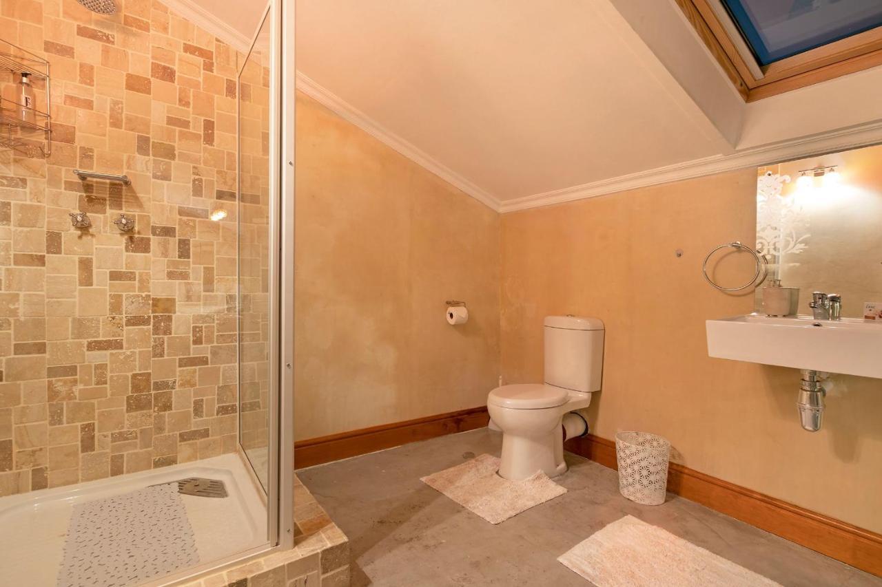 J'S Audacious Living Montagu Self Catering Apartment Ngoại thất bức ảnh